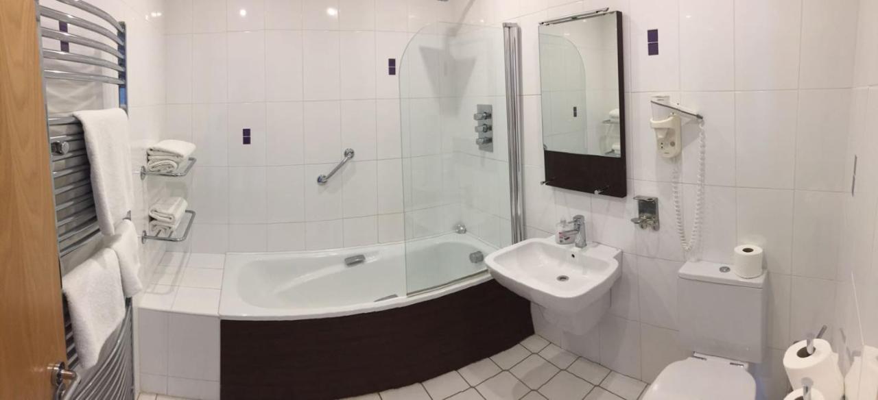 Carlingford Marina Apartments Dış mekan fotoğraf